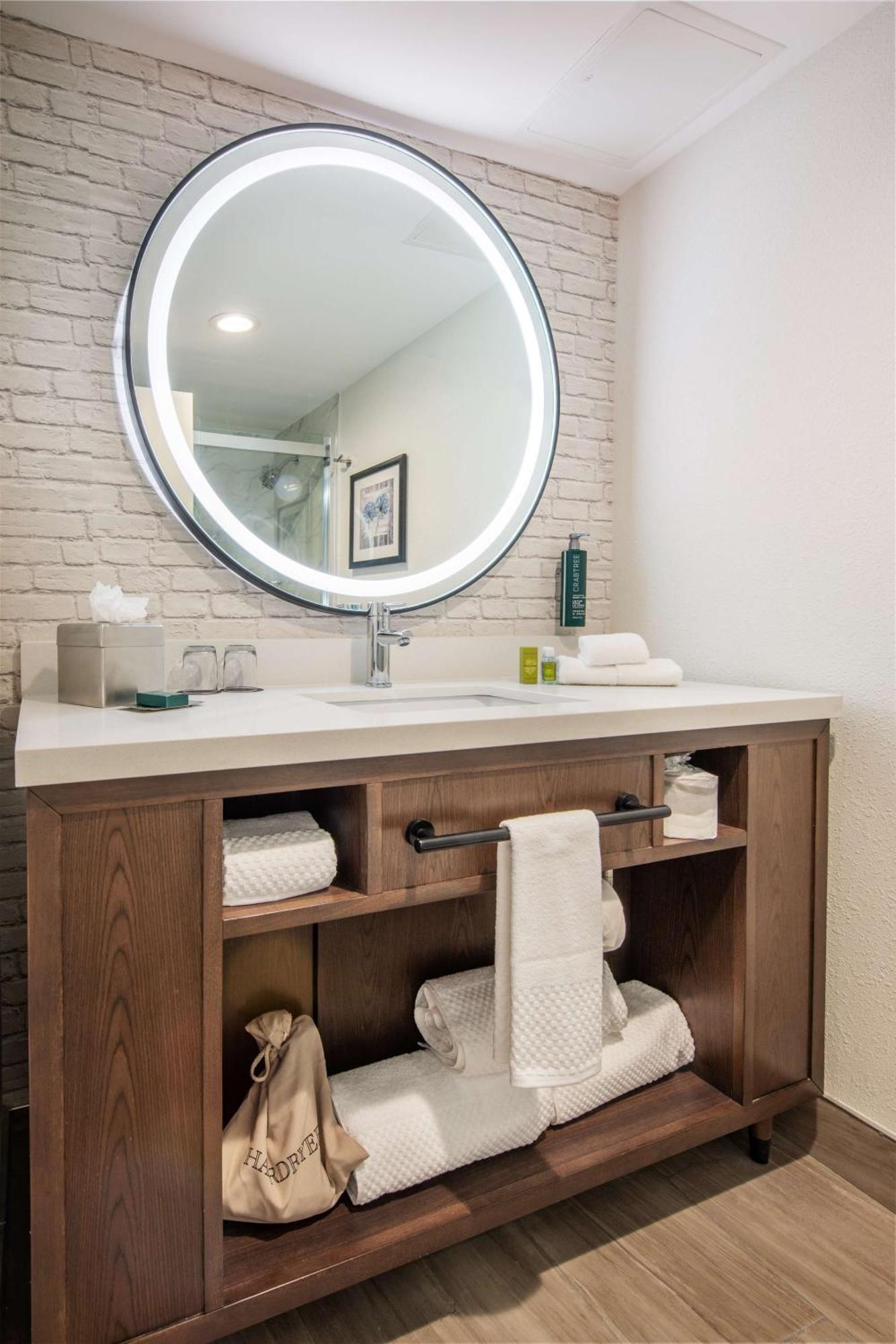 Doubletree By Hilton Monroe Township Cranbury Ξενοδοχείο Rossmoor Εξωτερικό φωτογραφία
