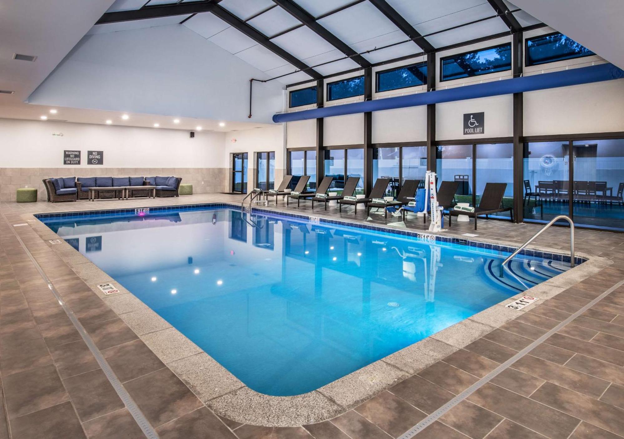 Doubletree By Hilton Monroe Township Cranbury Ξενοδοχείο Rossmoor Εξωτερικό φωτογραφία